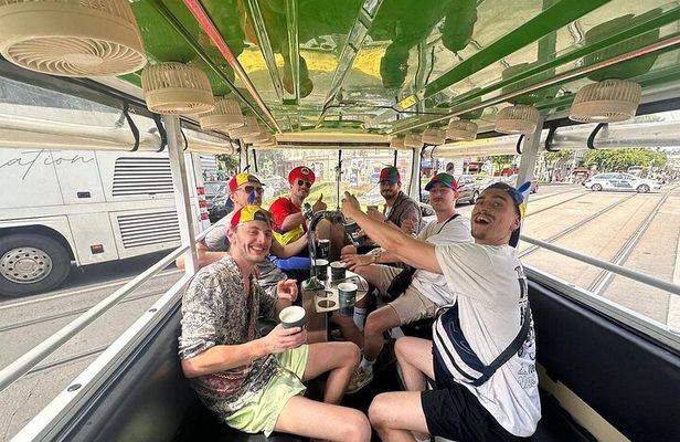 Budapest Party BeerBus Unlimited Beer & City- Private 90Min. Tour