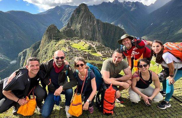 Short Inca Trail and Machu Picchu 2 Days Adventure