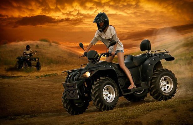 Dinner in the Agafay Desert with Quad bike and Camel ride & show