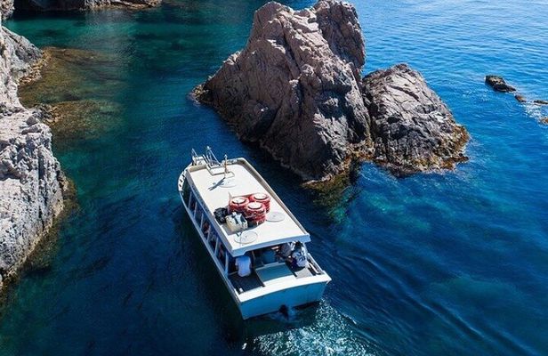 From Barcelona: Tossa de Mar Coastal Path, Boat and Costa Brava