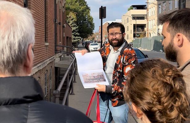 Custom Chicago Walking Tours