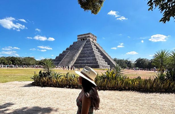 Chichen Itza Cenote and Valladolid Small Group Experience