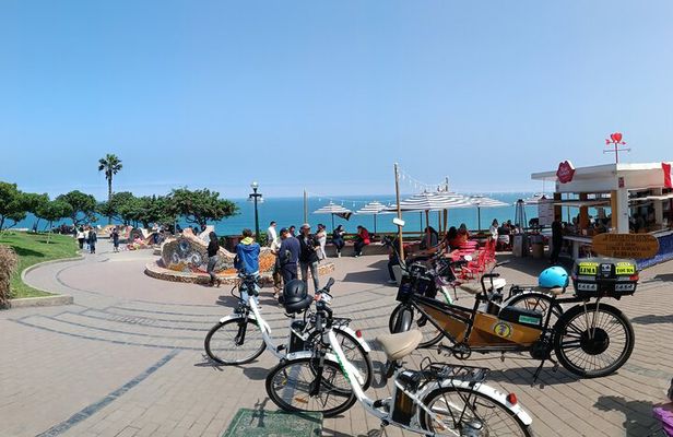 Lima Electric Bicycle Tours (Miraflores - Barranco 13 km)