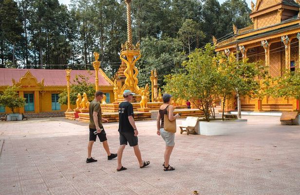 Khmer Culture Experience in Vinh Long 
