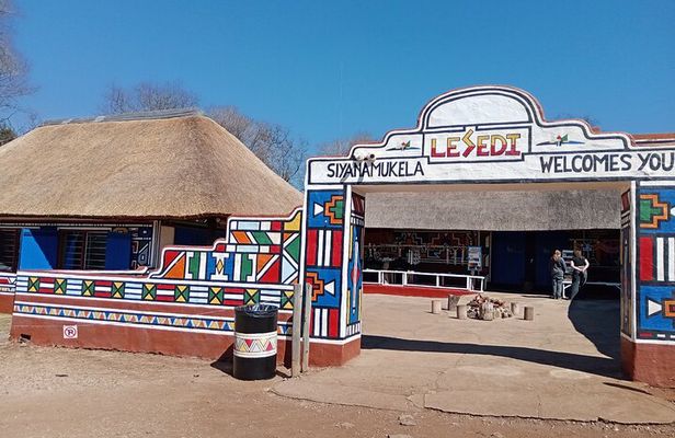 Lesedi Cultural Village Tour with Lunch or Dinner 