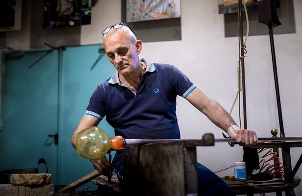 Private tour on Murano Island: discover the art of Artisanal Glassblowing