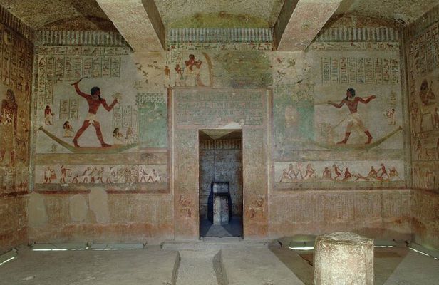 El Minya Day Tour from Cairo by Private Car with Egyptologist