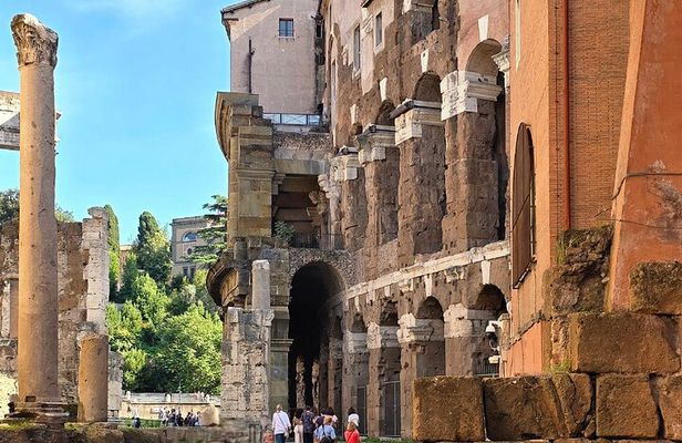 Tiber Island & Jewish ghetto and museum
