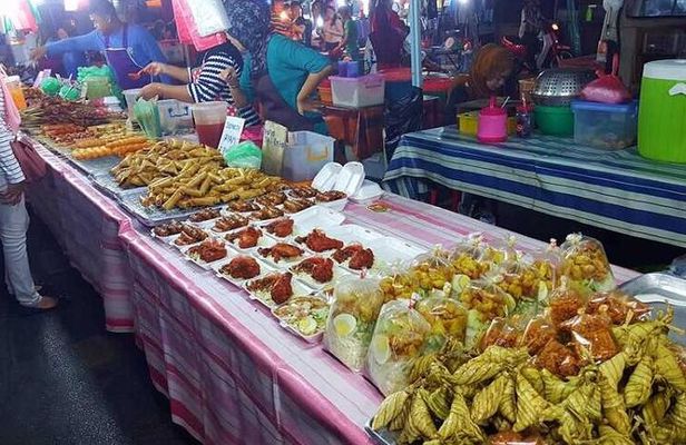 Langkawi Makan Makan Local Food Private Tour