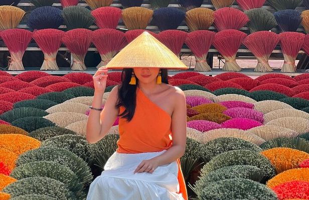 Half-Day Journey from Hanoi: Incense Village & Conical Hat Making