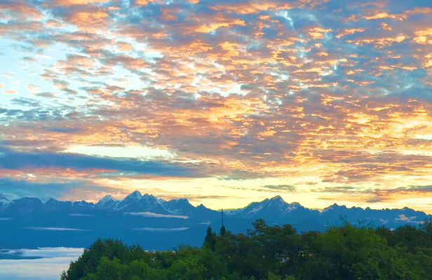 Nagarkot Sunrise over Mt. Everest with 3 Hours Hiking