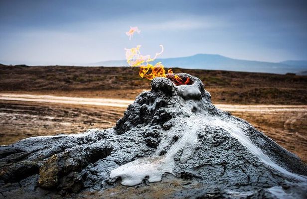 Land of Fire Adventure: Gobustan, Volcanoes, Ateshgah & Yanardag
