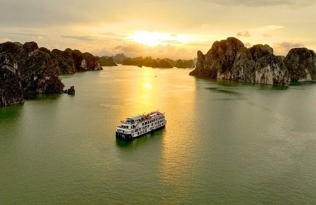 Halong Lan Ha Bay 2D1N by Sea Coral Cruise from Tuan Chau Port