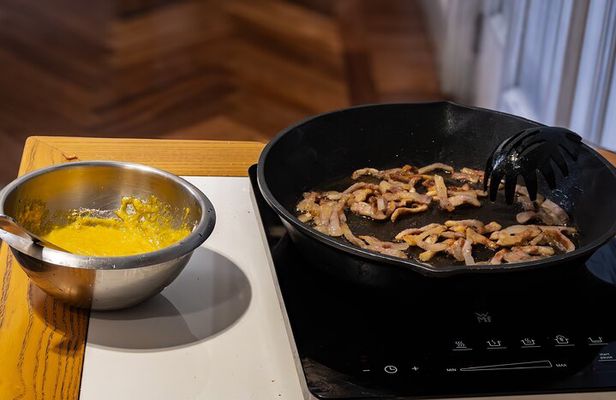 Private Pasta & Tiramisu Cooking Class with Unlimited Wine