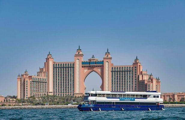 Dubai Marina: Sunset Cruise with Unlimited Buffet & Live Shows