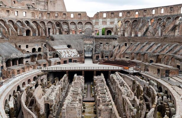 Colosseum Roman Forum and Palatine Hill Tour 2 Hours