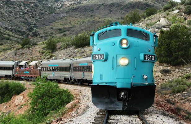 Jerome and Verde Canyon Railroad Scenic Tour