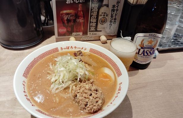 Sapporo: Night Ramen Crawl Through the Famous Yokocho Alley