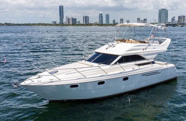 55ft 1 Hour FREE Miami Yacht Rental 3 to 6 Hours 13 People