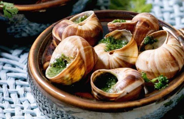 Discover Paris Flavors: Authentic Food Tour in Le Marais