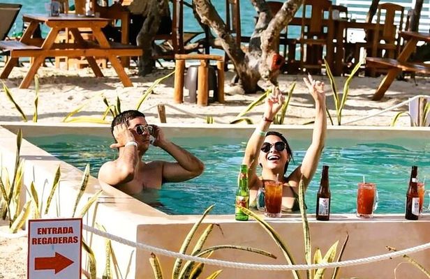 Progress Cocoloba V.I.P open bar and food included Beach club