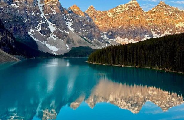 Moraine Lake and Lake Louise Shuttle | End of Summer Seat Sale!