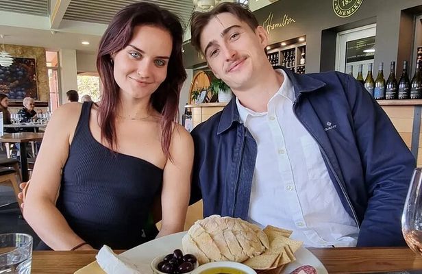 McLaren Vale Small Shared Tour with Wine Tasting and Lunch