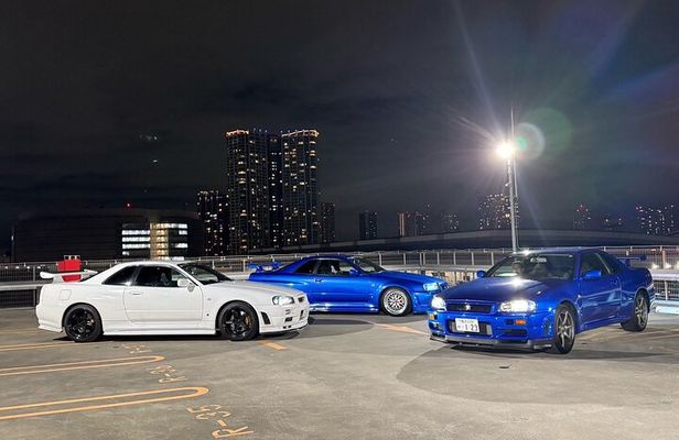 Tokyo and Daikoku Guided Tour in a Nissan GTR R34