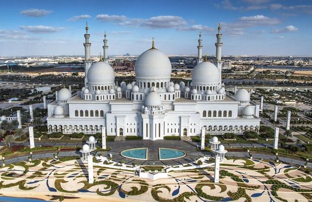 Full Day Abu Dhabi City Shared Tour With Ferrari World