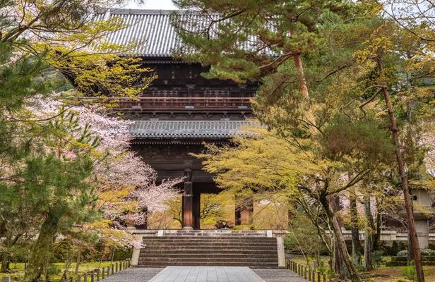 Bamboo Artistry, Zen Serenity & with Ginkaku-ji in Kyoto