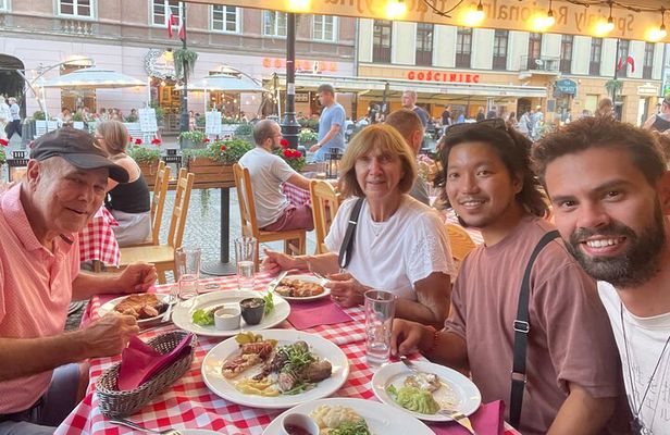 Warsaw Foodie Tour - Food, Drinks, History & Traditions