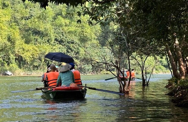 (Best Selling) Full-Day Ninh Binh Highlights Tour from Hanoi