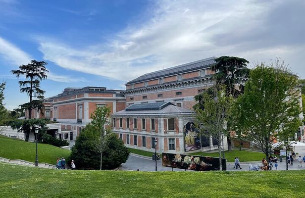 Madrid Prado Museum tour - Semi Private