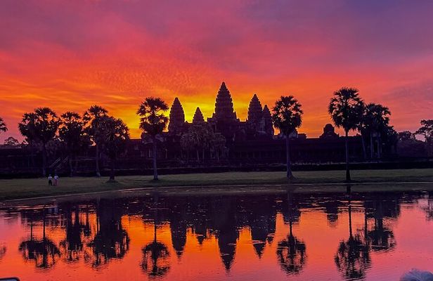 2 Day Angkor Wat Kulen Mountain Beng Mealea Floating Village Tour