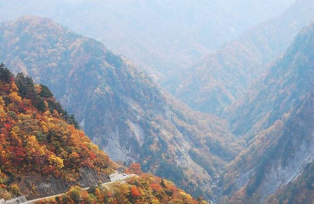 1 Day Tour from Kanazawa Tedori Gorge White Road and Shirakawa Go