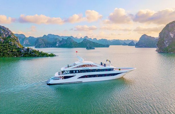 From Hanoi: Luxury Leona 5-Star Day Cruise to Majestic Halong Bay