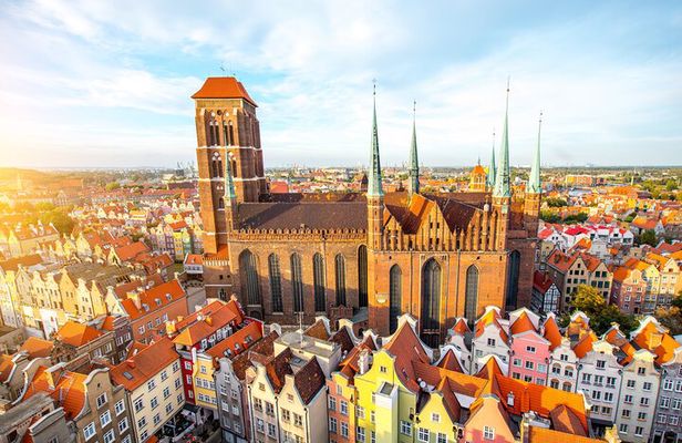Gdansk 1-Day of Highlights Private Guided Tour and Transport