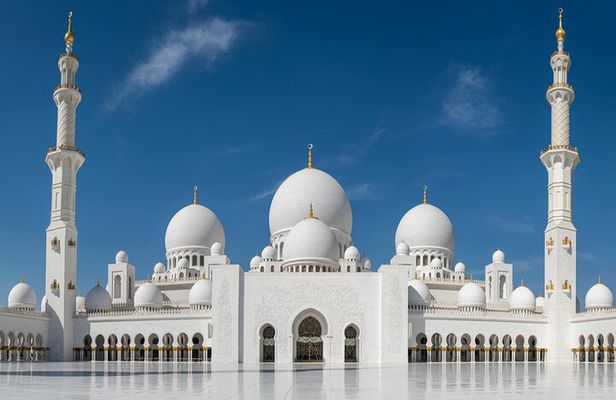 Abu Dhabi City Tour from Dubai Shared Journey