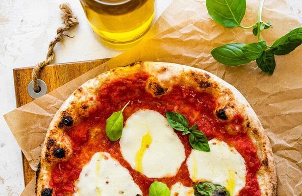 Hands-On Cooking Class in Rome: Pizza and Tiramisu