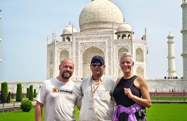 Agra : Skip‑the‑Line Private Taj Mahal Tour with Mausoleum Entry
