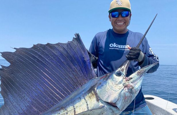Sport Fishing in Puerto Escondido in Private