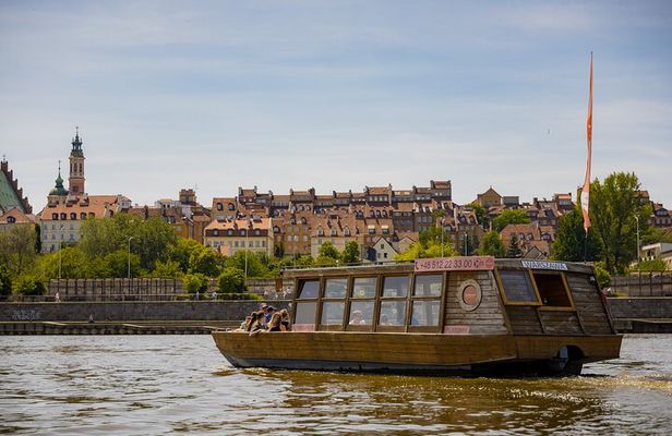 Warsaw Old Town Walking Tour with a Scenic Vistula Boat Ride