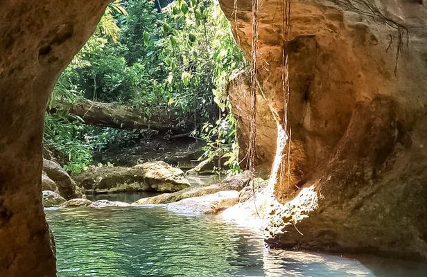 ATM Cave Tour from San Ignacio Actun Tunichil Muknal