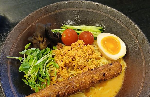 Tokyo: Mt. Takao Tour with Ramen and Tattoo-Okay Hot Spring