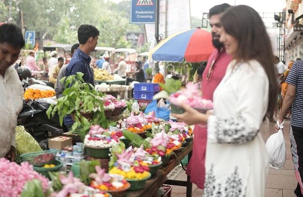 Old Delhi Heritage Walk: Temples, Markets & UNESCO Havelis