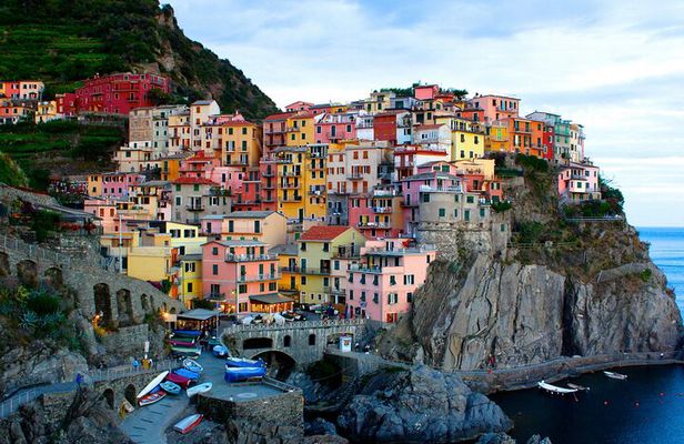 Cinque Terre Small Group Tour with Limoncino Tasting