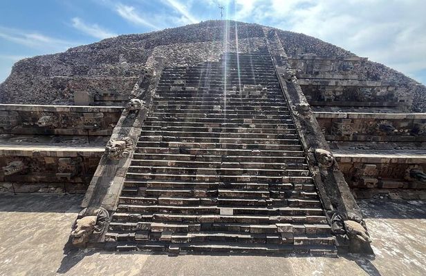 Teotihuacan Pyramids small groups and Basilica of Guadalupe