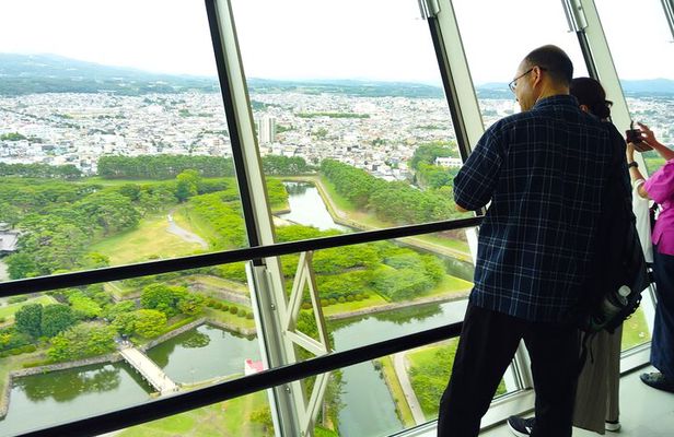 Hakodate: Goryokaku Star Fort & Tower Guided History Tour