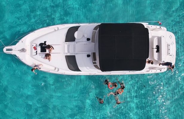 Private Yacht - 46 ft SeaRay Cancun Bay Snorkel 23P4
