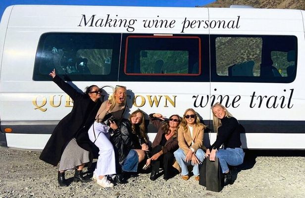Central Otago Wine Tour Small Group, Expert Guide & Scenic Views